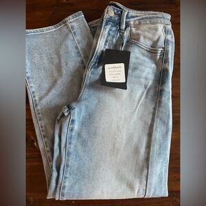 Classic Light Blue Cropped Jeans